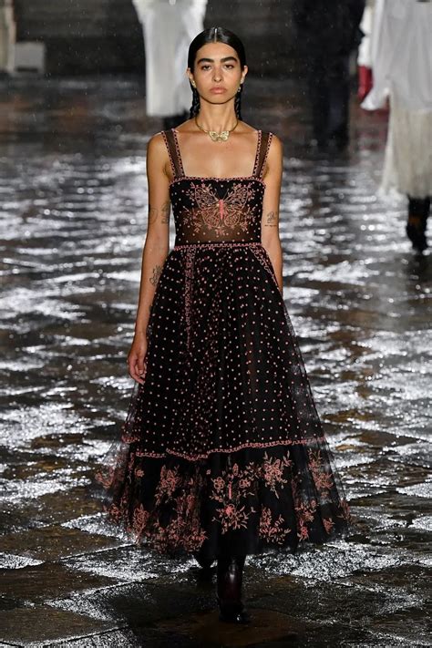 dior pfw 2024|Dior dress code show.